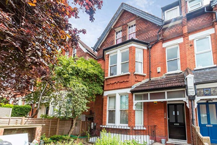 1 Bedroom Flat To Rent In Stanthorpe Road, London, SW16