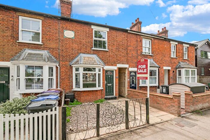 2 Bedroom Terraced House For Sale In Woolgrove Road, Hitchin, Hertfordshire, SG4