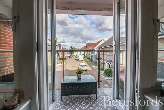 2 Bedroom Semi-Detached House For Sale In Foundry Way, Rayne, CM77