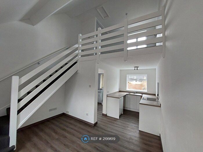 1 Bedroom Semi-Detached House To Rent In Appledore Drive, Oakwood, Derby, DE21