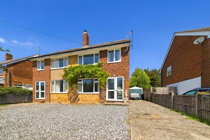 3 Bedroom Semi-Detached House For Sale In Shrubland Drive, Reading, Berkshire, RG30