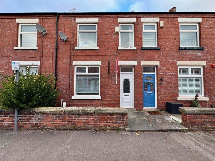 3 Bedroom Terraced House To Rent In Albion Street, Sale, M33