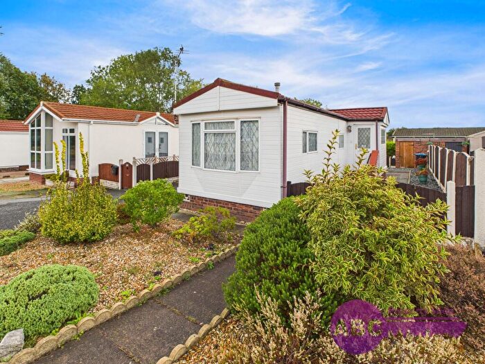 2 Bedroom Park Home For Sale In Orchard Park, Elton, Chester, CH2