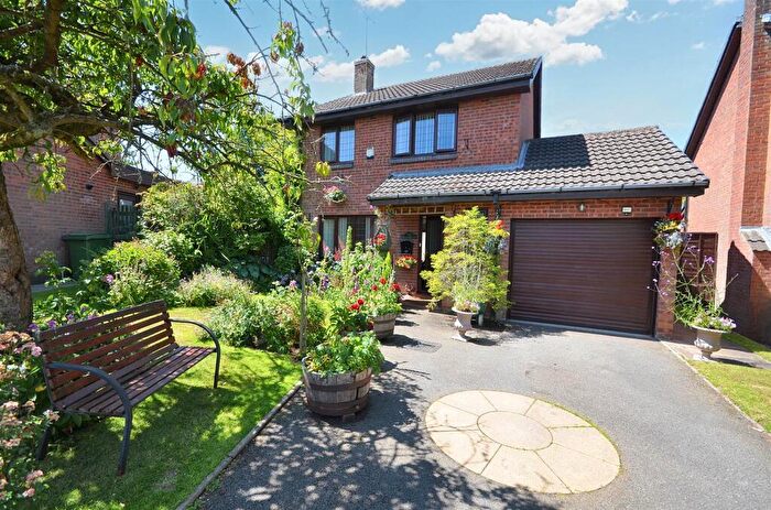 3 Bedroom Detached House For Sale In Lancaster Avenue, Fulford, ST11
