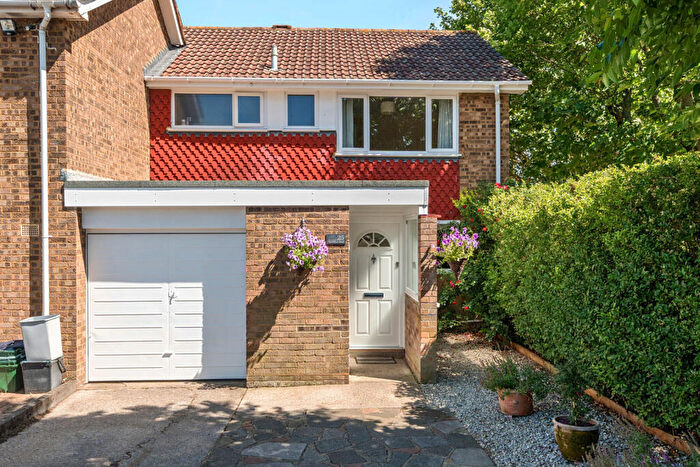 3 Bedroom End Of Terrace House For Sale In Southfleet Road, Orpington, BR6