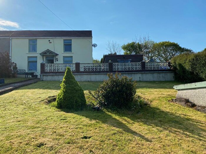 2 Bedroom Cottage For Sale In Parish Road, Cwmgwrach, Neath, Neath Port Talbot., SA11