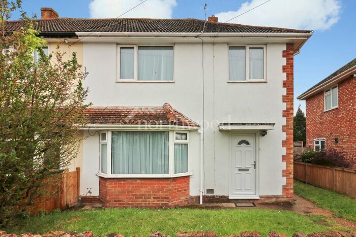 3 Bedroom Semi-Detached House To Rent In Rylands Road, Kennington, Ashford, TN24