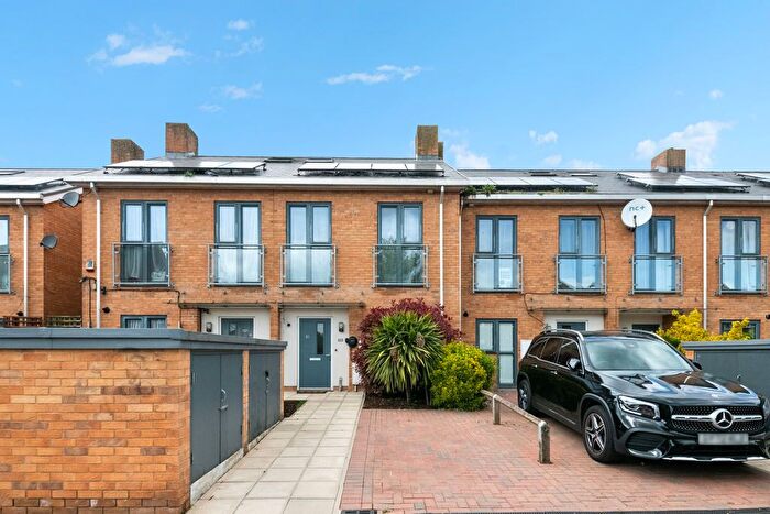 2 Bedroom Terraced House For Sale In Britannia Close, Northolt, UB5