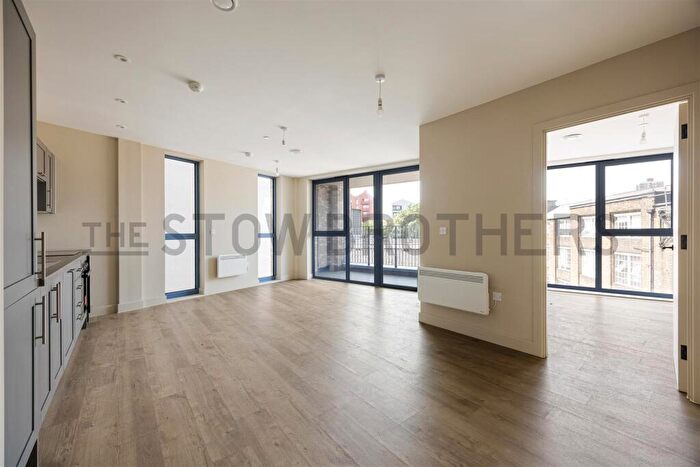 2 Bedroom Flat To Rent In Stables Yard, E3
