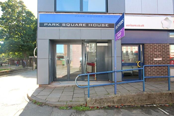 2 Bedroom House To Rent In Park Square, Pudsey, LS28