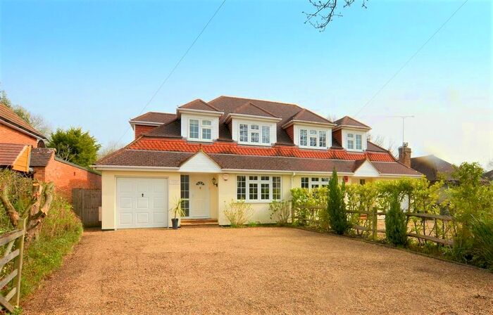 3 Bedroom Semi-Detached House To Rent In Forest Road, Effingham Junction, KT24