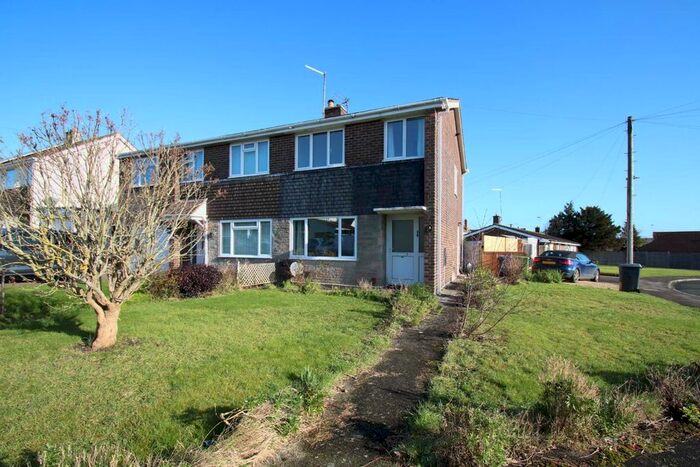 3 Bedroom Semi-Detached House To Rent In Wilton Drive, Trowbridge, Wiltshire, BA14