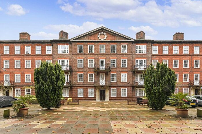 3 Bedroom Flat To Rent In Hortensia Road, London, SW10