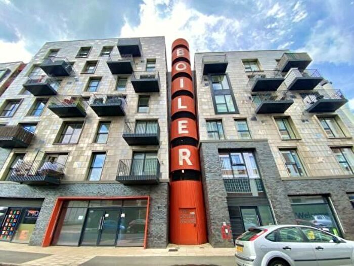 1 Bedroom Flat To Rent In Material Walk, Hayes, UB3
