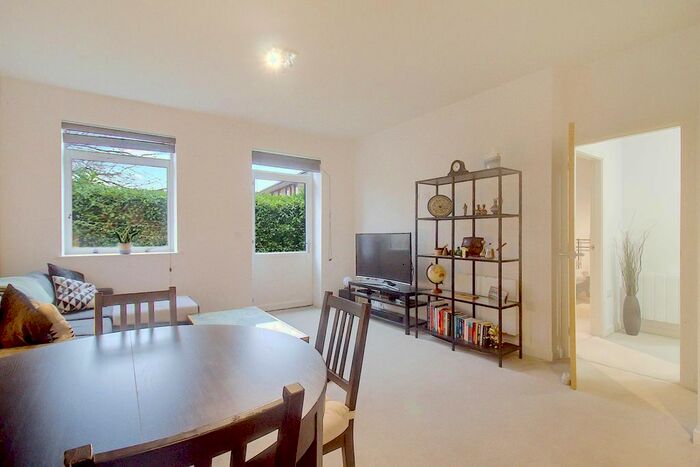 1 Bedroom Flat To Rent In Amy Johnson Way, York, YO30