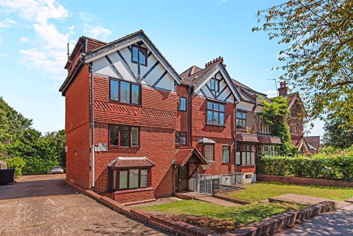 2 Bedroom Flat To Rent In St. Augustines Avenue, South Croydon, CR2