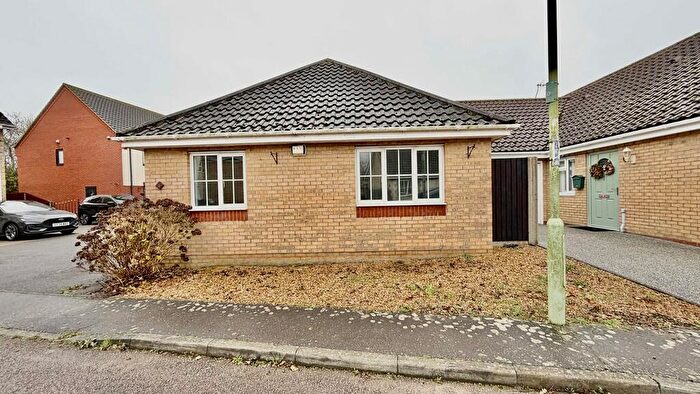 3 Bedroom Detached Bungalow To Rent In Verdure Close, Park Meadows, NR32