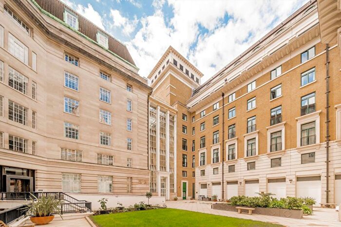 2 Bedroom Flat To Rent In Belvedere Road, Belvedere Road, SE1