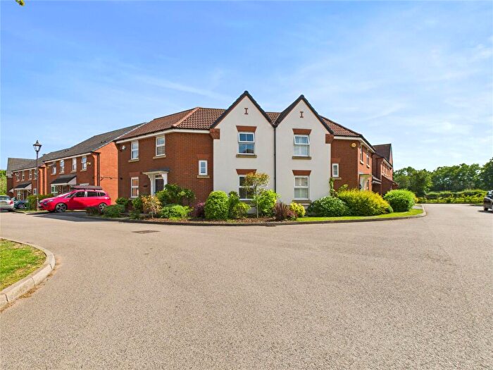 3 Bedroom Semi-Detached House For Sale In Ladys Hall Lane, Dickens Heath, Shirley Solihull, West Midlands, B90