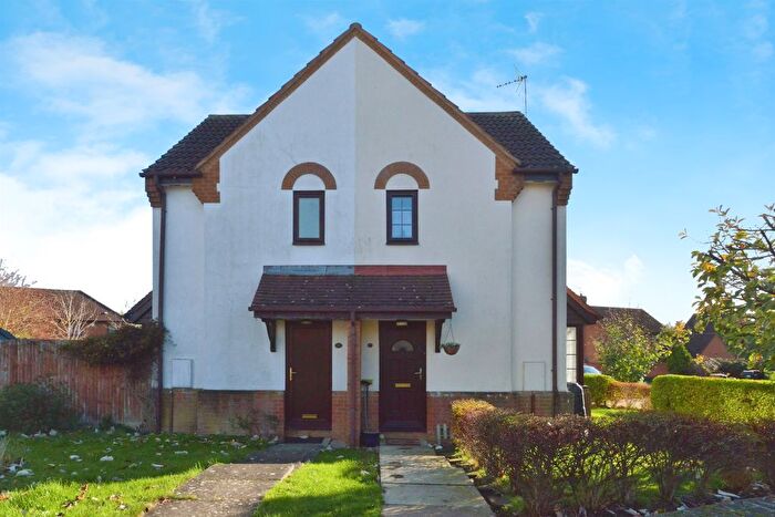 1 Bedroom Semi Detached House For Sale In Elmridge Court, Emerson Valley, Milton Keynes, MK4