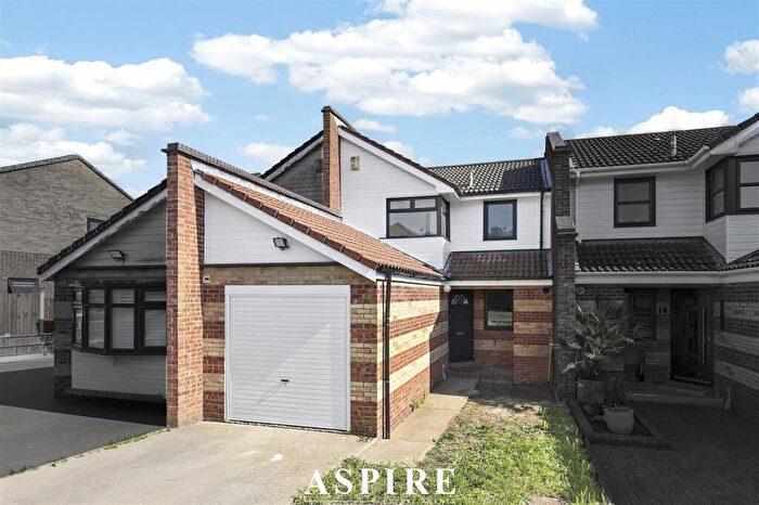 3 Bedroom Terraced House For Sale In ***Fully Refurbished - Chain Free*** Downs Grove, Basildon, SS16