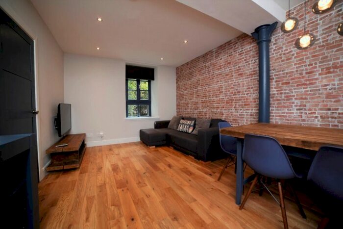 2 Bedroom Flat To Rent In Great Junction Street, Leith, Edinburgh, EH6