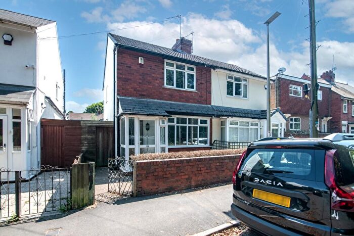 3 Bedroom Semi Detached House For Sale In Bull Lane, West Bromwich, B70