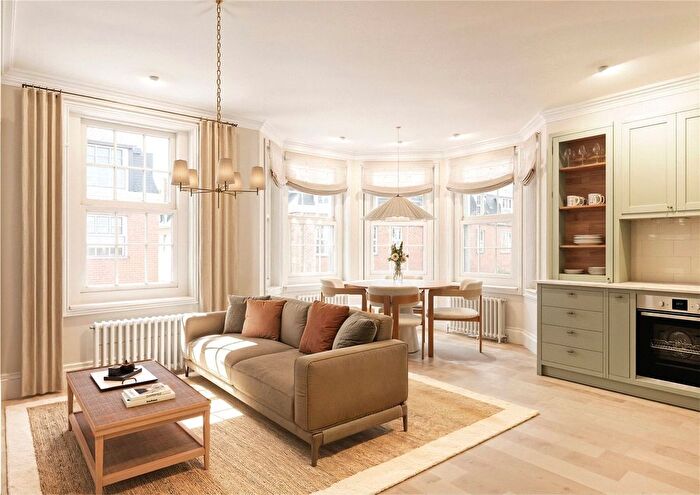 1 Bedroom Flat For Sale In Seymour Place, Marylebone, London, W1H