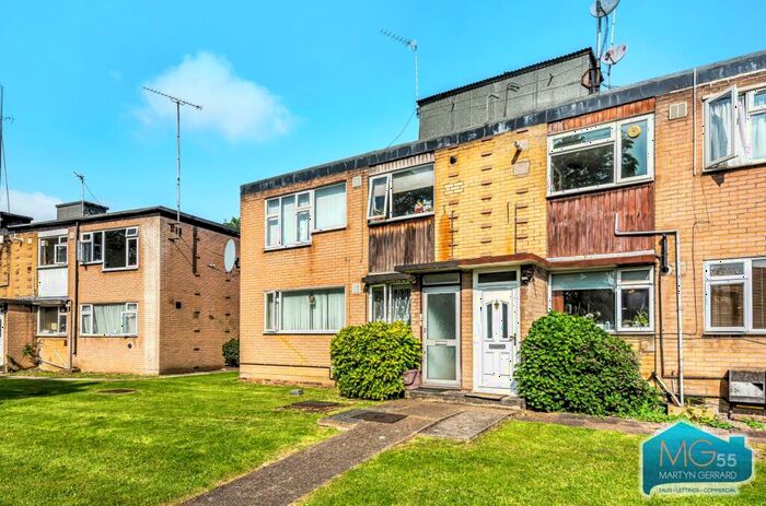 2 Bedroom Apartment To Rent In Bibsworth Road, Finchley, London, N3