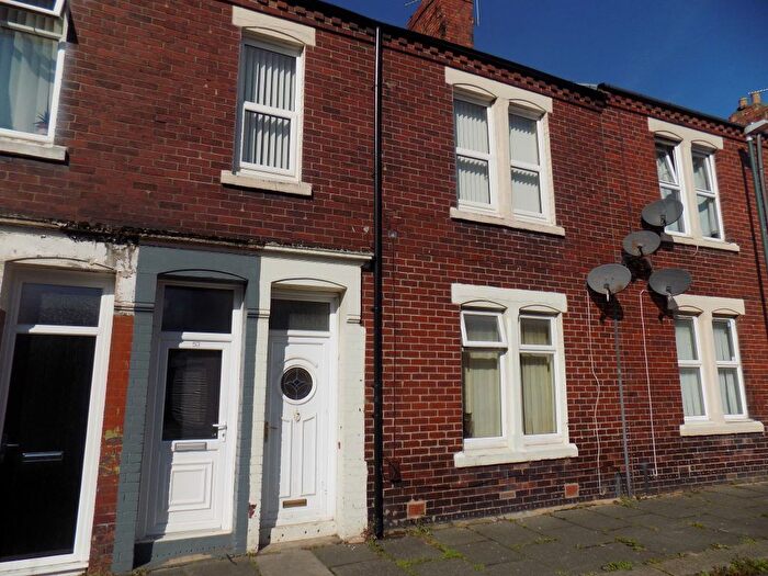 3 Bedroom Flat To Rent In Revesby St, South Shields, NE33