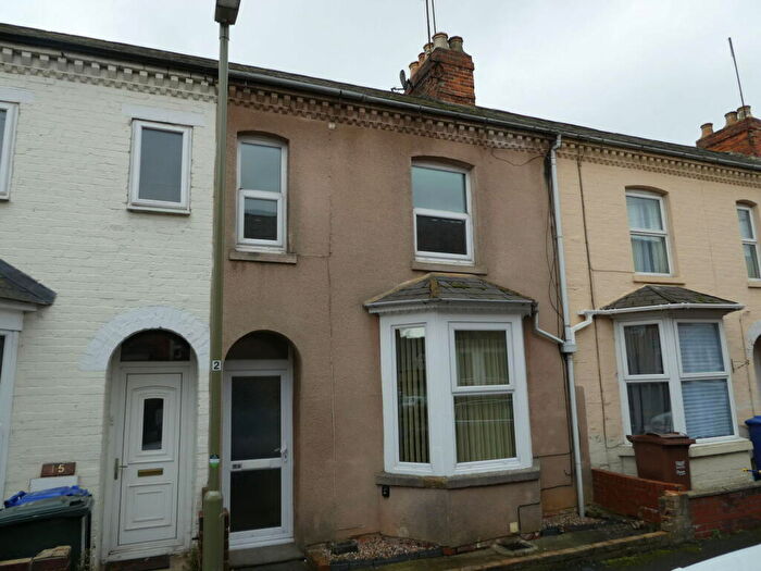 2 Bedroom Town House For Sale In Newland Place, Banbury, OX16