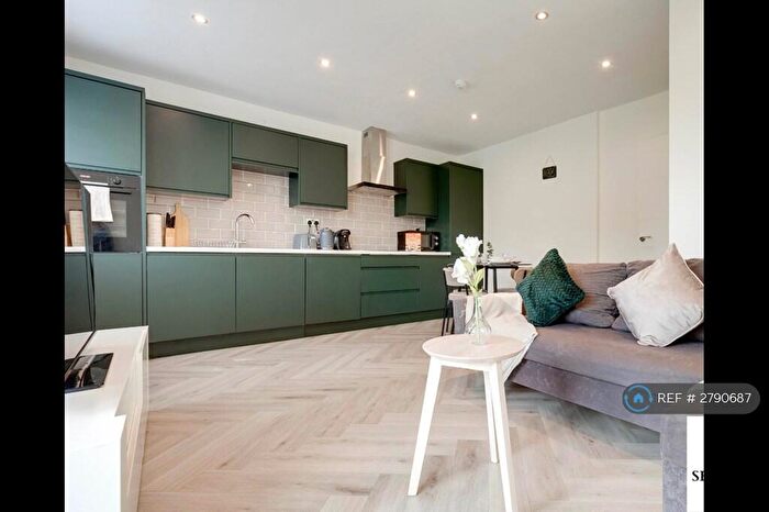 1 Bedroom Flat To Rent In Barham Road, South Croydon, CR2