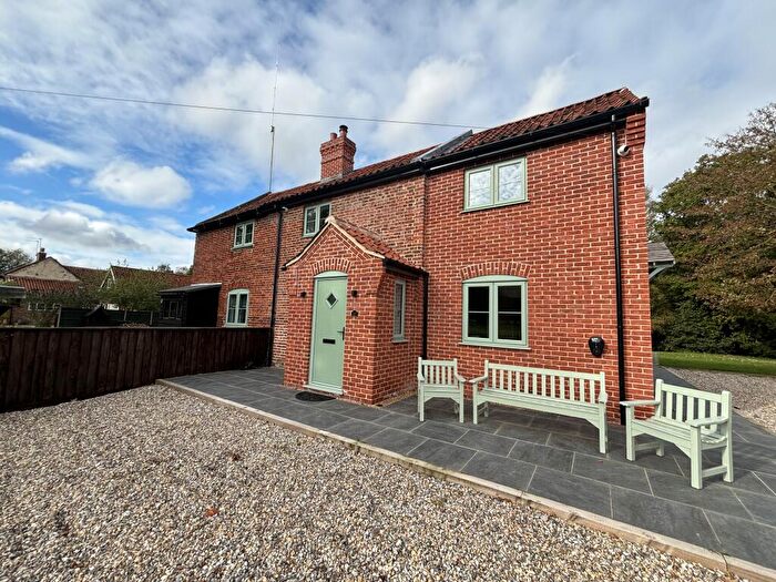 3 Bedroom Semi-Detached House To Rent In Scottow Row, Scottow, Norwich, NR10