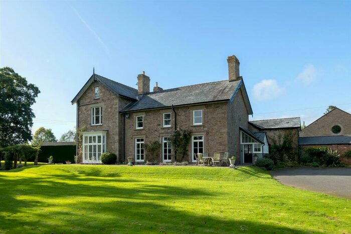 8 Bedroom House For Sale In Glasbury-on-Wye, HR3