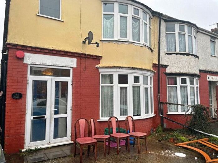 3 Bedroom Terraced House To Rent In Selbourne Road, Luton, Bedfordshire, LU4