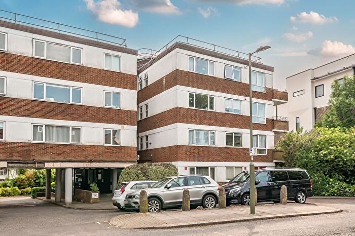 2 Bedroom Flat To Rent In Temple Fortune Lane, Temple Fortune, NW11