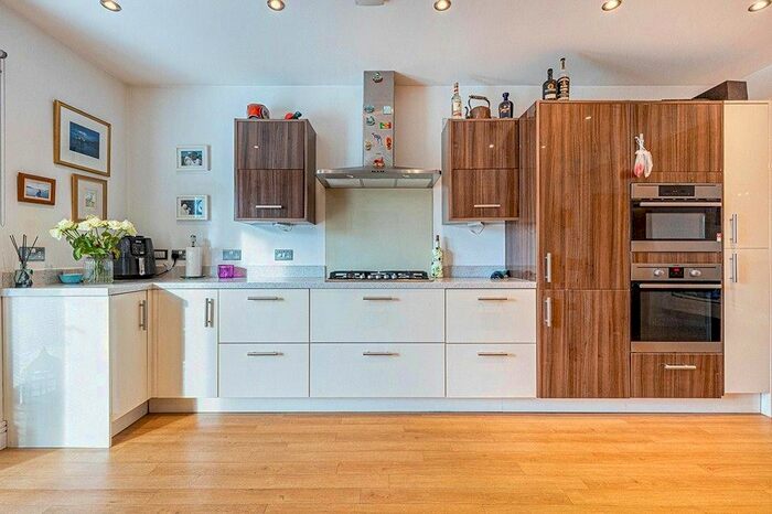 4 Bedroom Terraced House To Rent In Granville Close, Croydon, Surrey, CR0