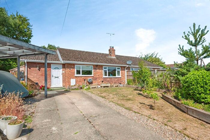 2 Bedroom Semi-Detached Bungalow For Sale In Rippingall Close, Aylsham, Norwich, NR11