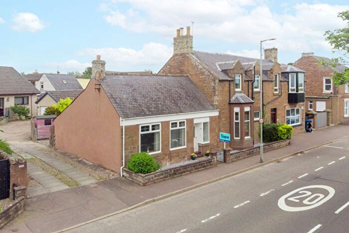4 Bedroom Semi-Detached House For Sale In Gardyne Street, Friockheim, DD11