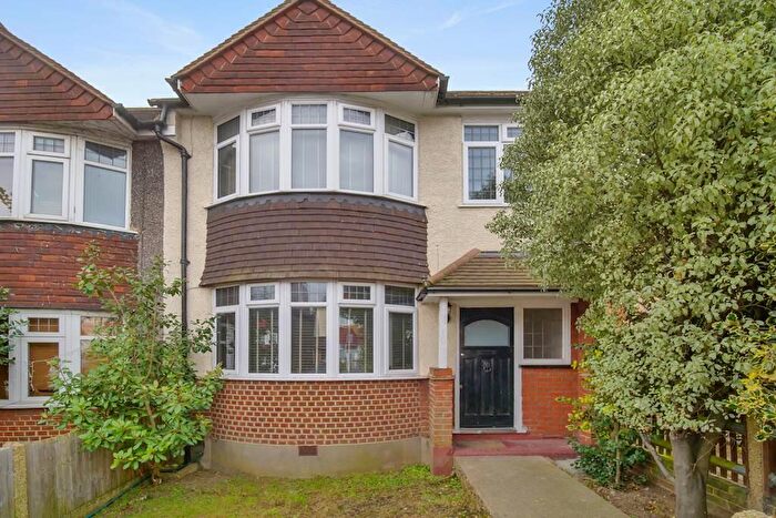 3 Bedroom End Of Terrace House To Rent In Egremont Road, West Norwood, London, SE27