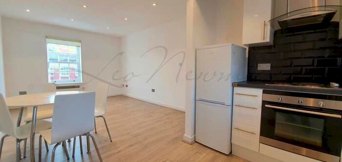 1 Bedroom Flat To Rent In Northbrook Street, Newbury, RG14