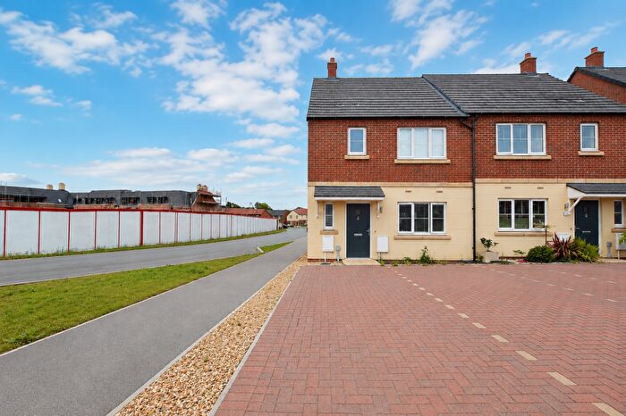 1 Bedroom Town House To Rent In Richards Street, Raunds, NN9
