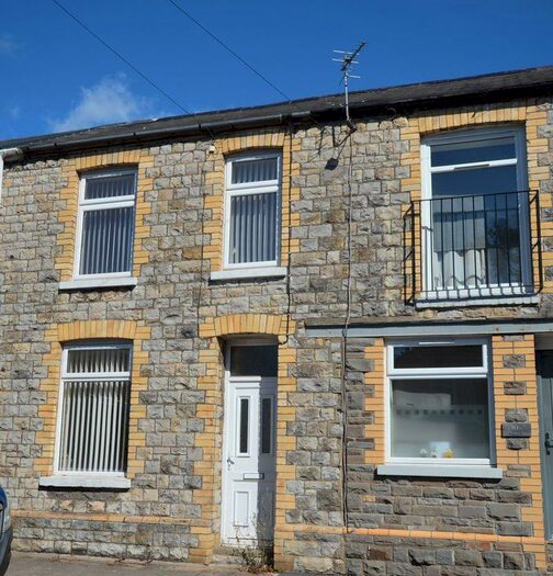 3 Bedroom Terraced House To Rent In West Road, Bridgend, CF31