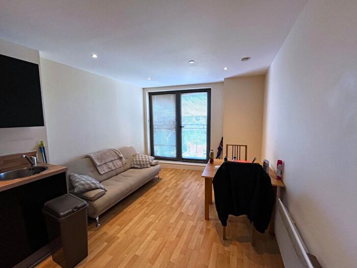 1 Bedroom Flat To Rent In Echo Central, Cross Green Lane, Leeds, LS9