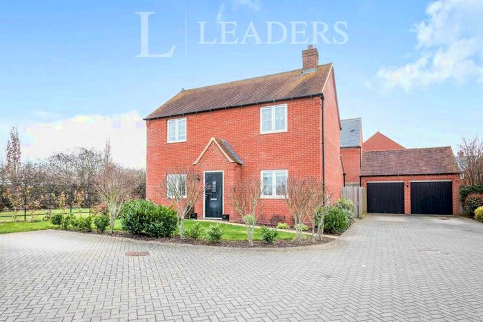 4 Bedroom Detached House To Rent In Lace Hill, Buckingham, MK18