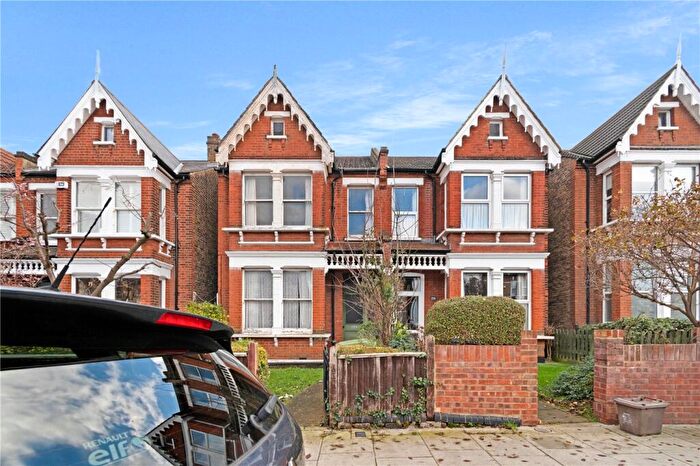 4 Bedroom Semi Detached House For Sale In Upland Road, East Dulwich, London, SE22