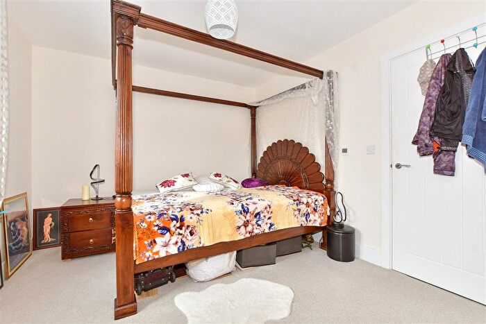 2 Bedroom Terraced House For Sale In Arras Close, Folkestone, Kent, CT19