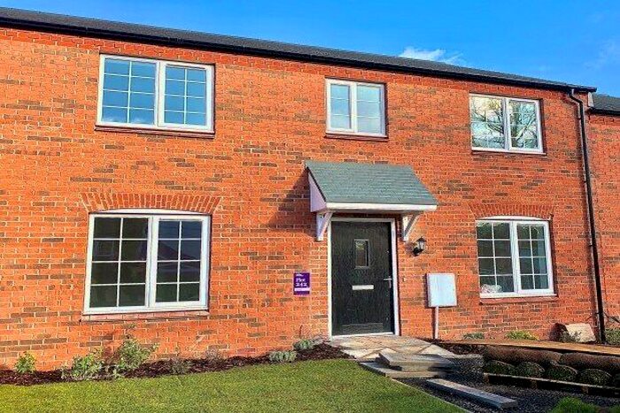 3 Bedroom Property To Rent In Wooster Close, Nottingham, NG12