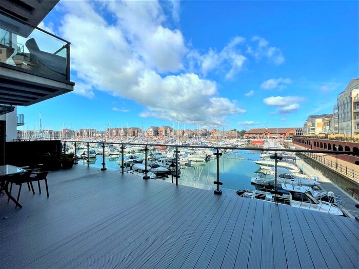 2 Bedroom Flat To Rent In Midway Quay, Eastbourne, BN23