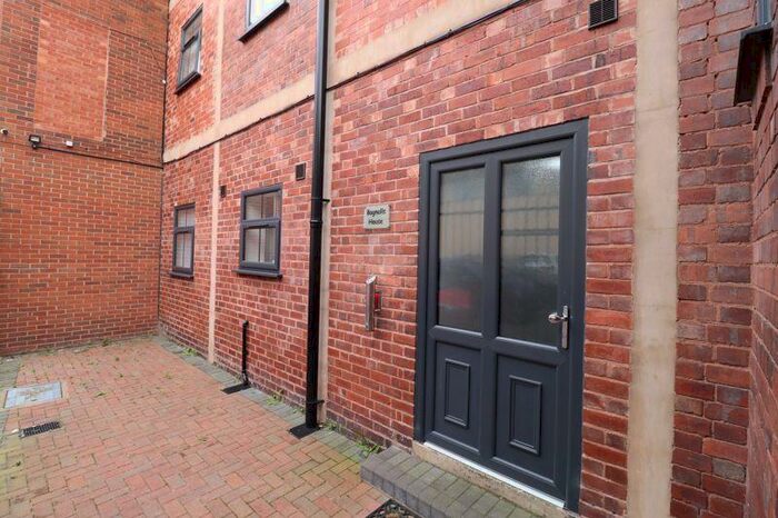 1 Bedroom House Of Multiple Occupation To Rent In Bagnalls House, Stafford, ST16